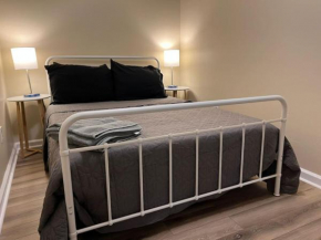 Sleeps 6 2BR Condo with 4 Beds in New Castle plus WIFI